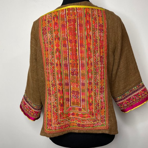 IBU Movement Embroidered Cropped Linen Brown Jacket Handmade - Picture 5 of 16